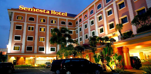 Foto Eksterior Hotel Semesta Semarang
