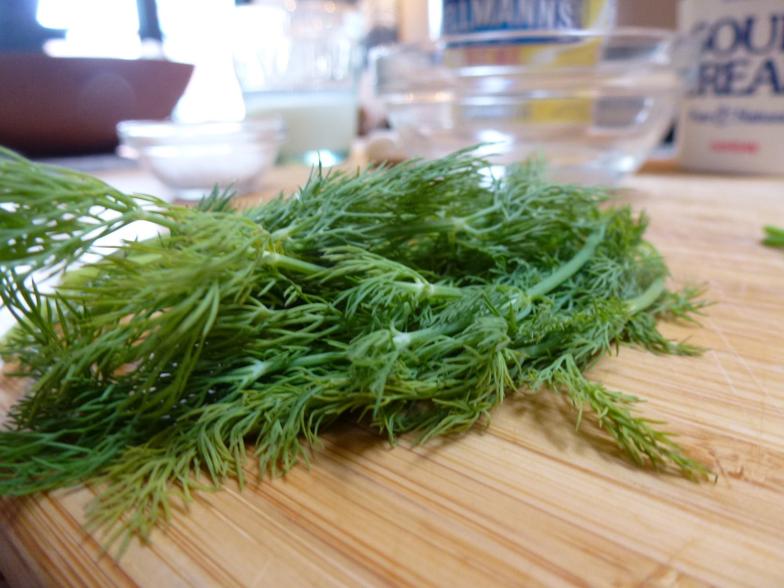 Hardly Housewives Homemade Dill Ranch Dressing