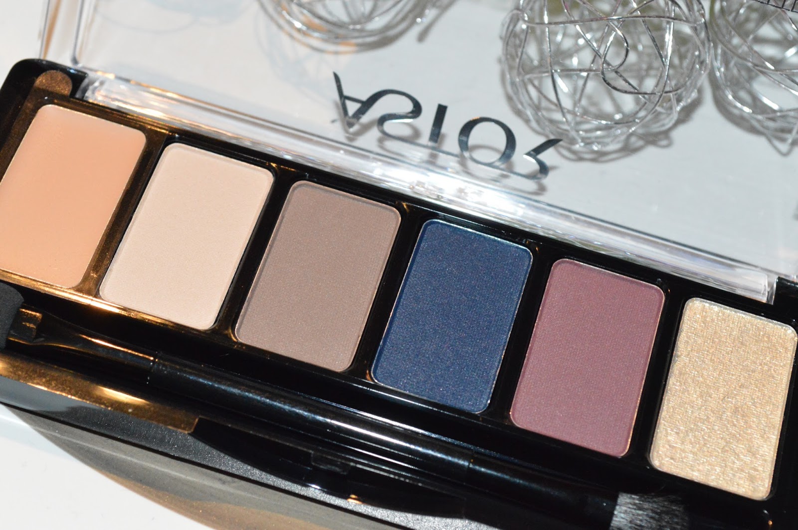 Swatch] Astor Eye Artist Luxury Eyeshadow Palette-200 Style is Eternal