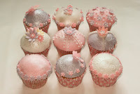 Vintage cupcakes in a pink and purple colour scheme