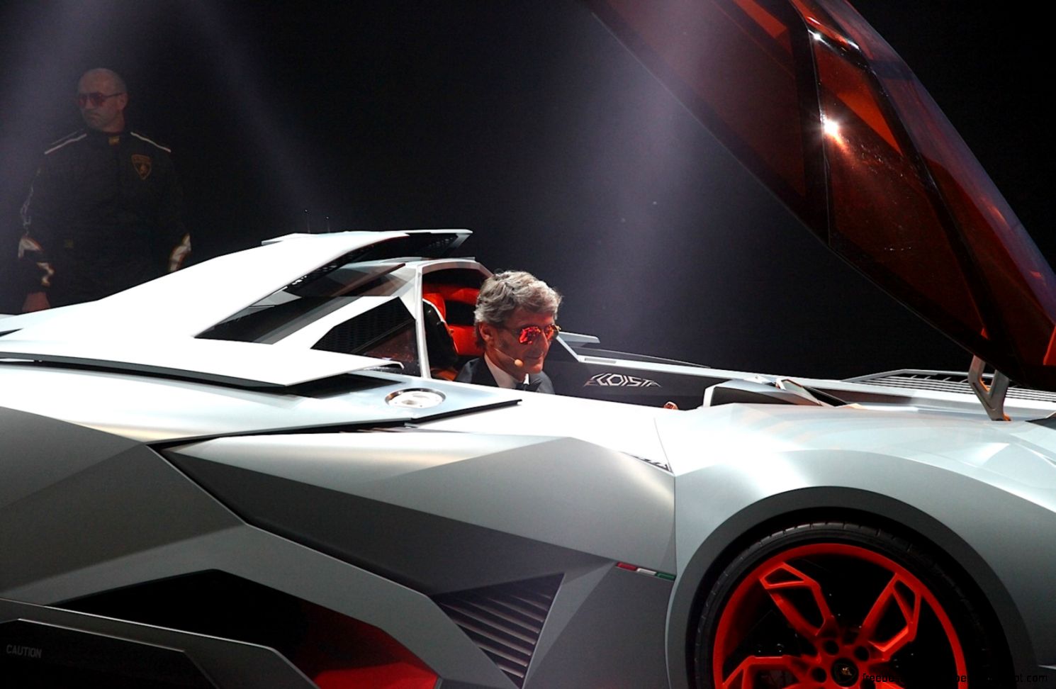 Lamborghini Egoista Concept Is the Car of the Half Century Lamborghini Egoista Concept Is the Car of the Half Century