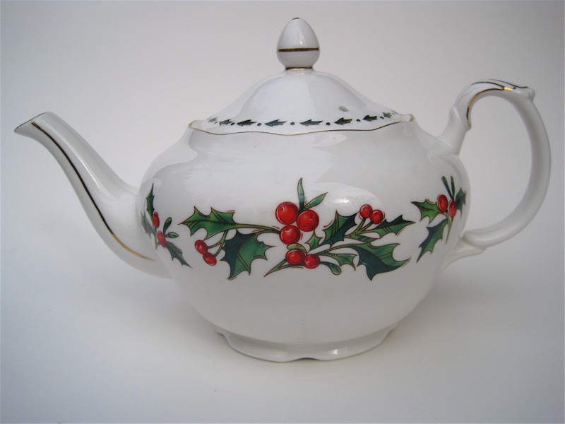 Tea With Friends My "Cup of Christmas Tea"pot