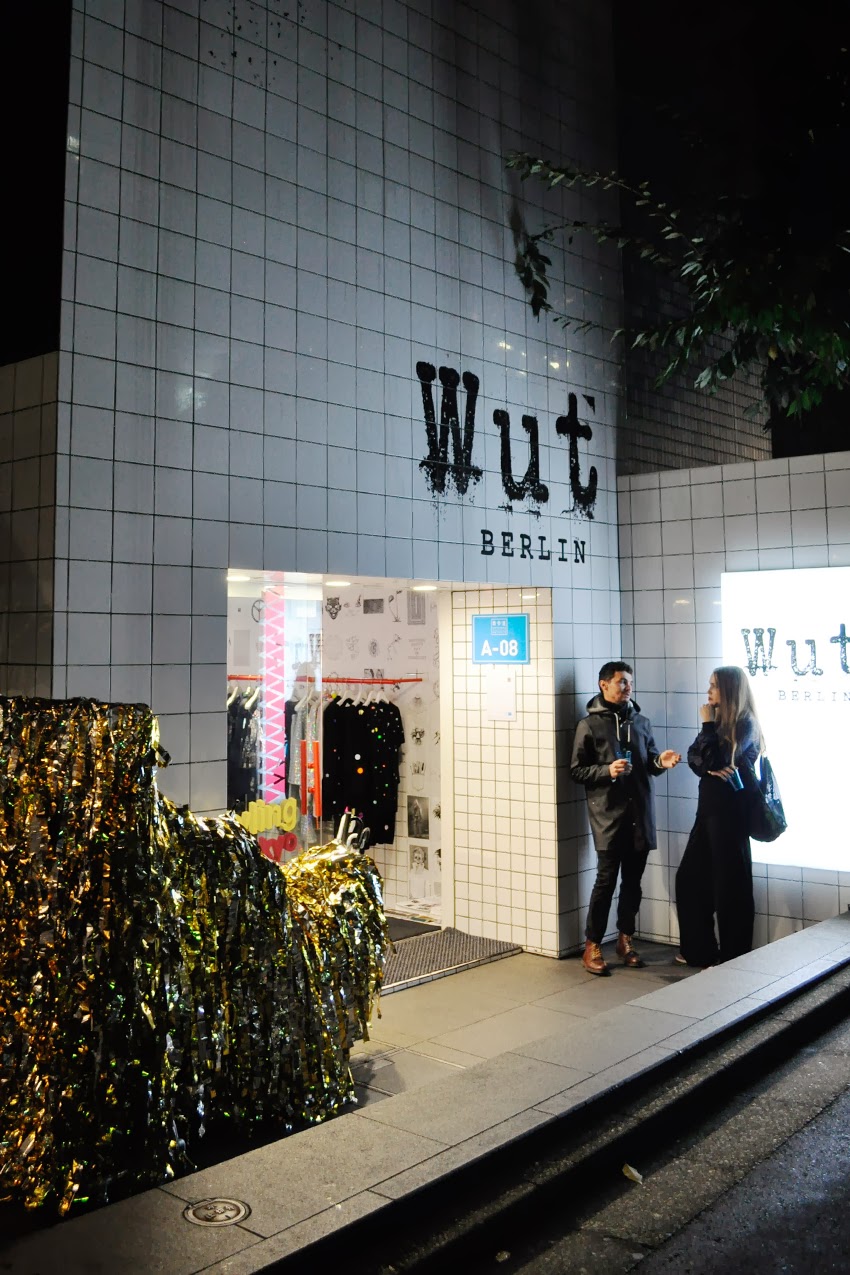 Samantha Angell Travel Lifestyle Blog The World Famous East