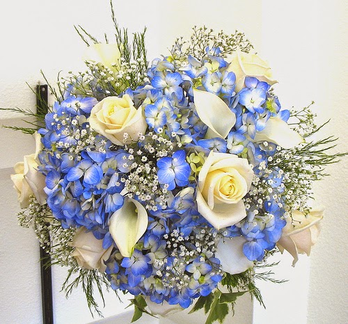 wedding flowers blue winter soft