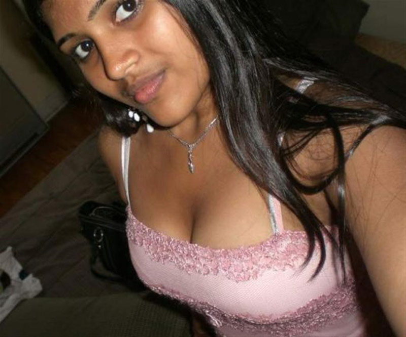Indian shows big tits