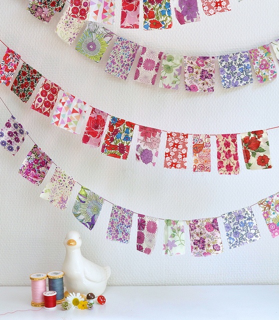Garlands Beautiful Buntings Over 25 great DIY's The Cottage