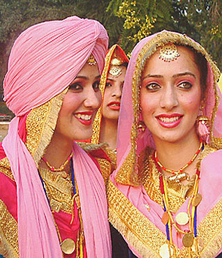 Pakistani Dress Patterns