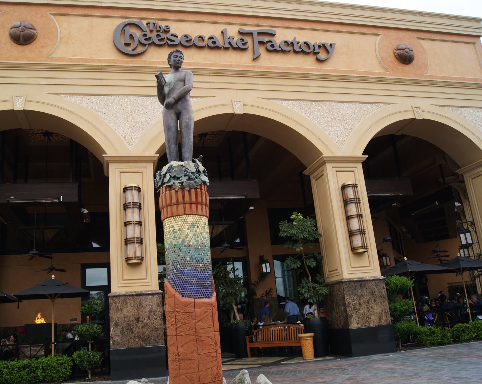 NINA'S RECIPES..... CHEESECAKE FACTORY RESTAURANT WALNUT CREEK