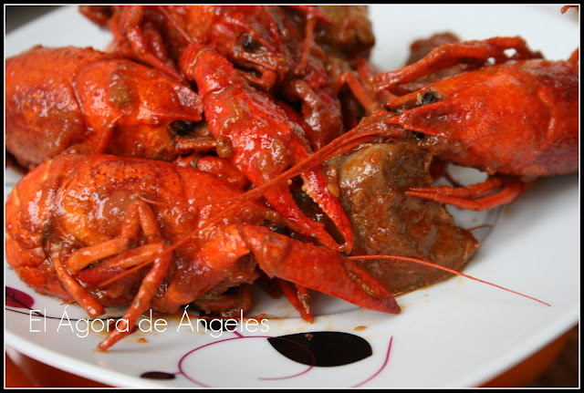 Cangrejos De Río En Salsa
