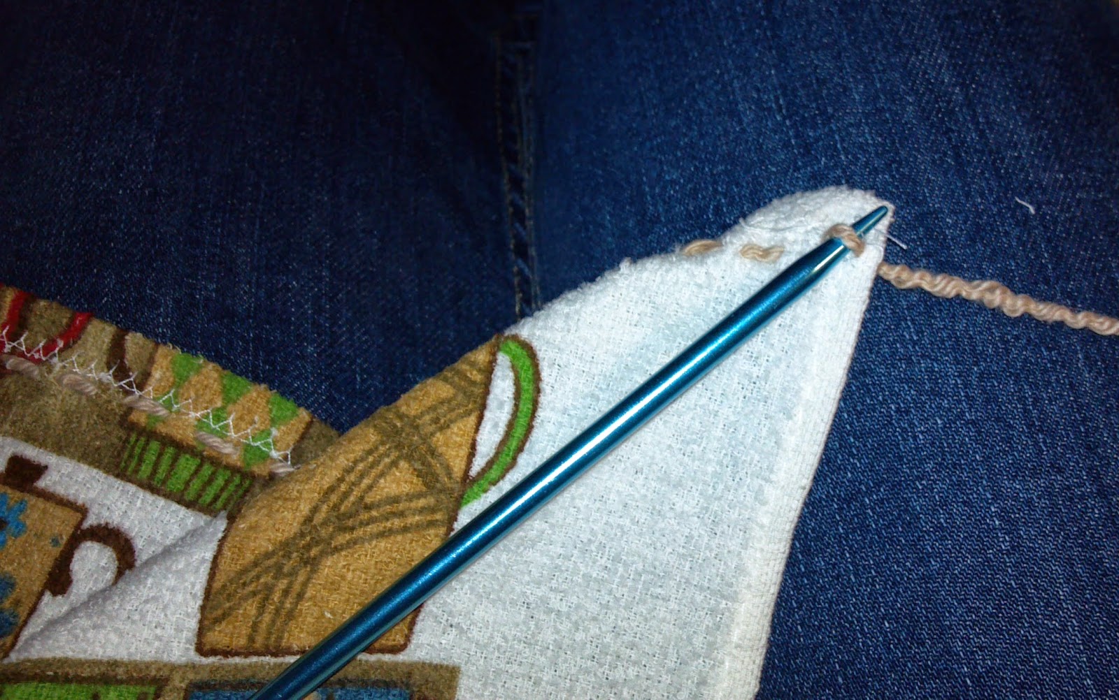 Kriskrafter Knitted Towel Topper Free Pattern!