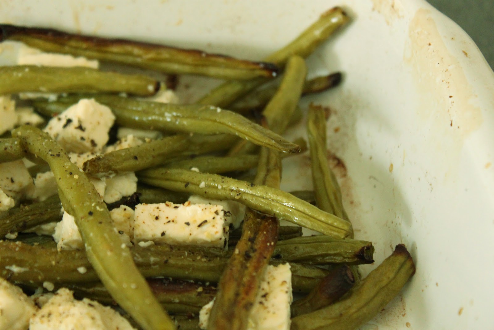 Roasted green beans with feta cheese and lemon juice Amuse Your Bouche