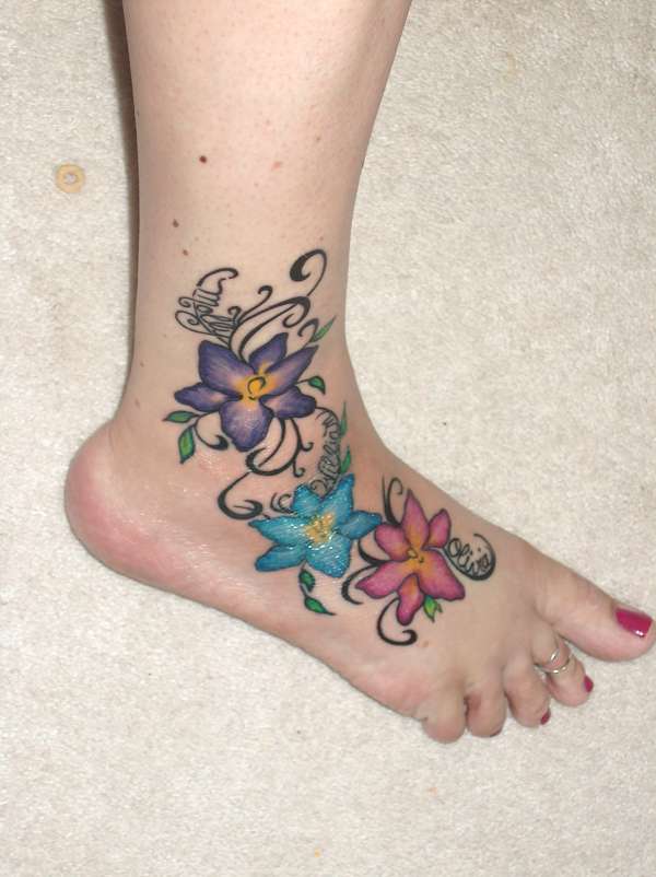 Flower Tattoos On Foot ~ info