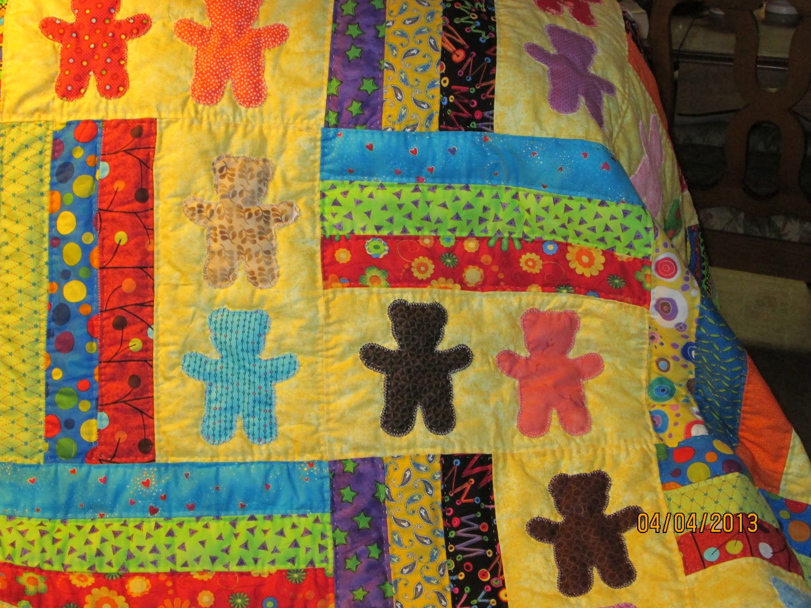Quilting Grannie Teddy Bear Quilt