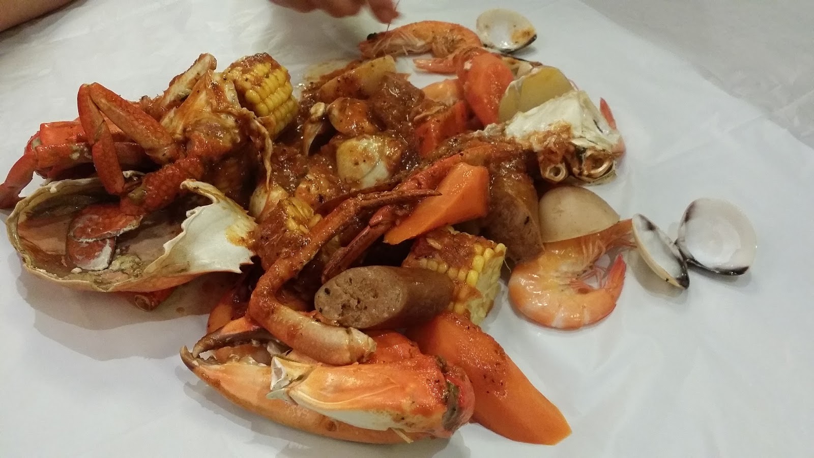 SoOo HaPpEniNg Mehhh..... Dancing Crab Vivocity