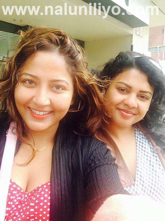 Lochana Imash selfie with friends and Lasantha Nawarathna