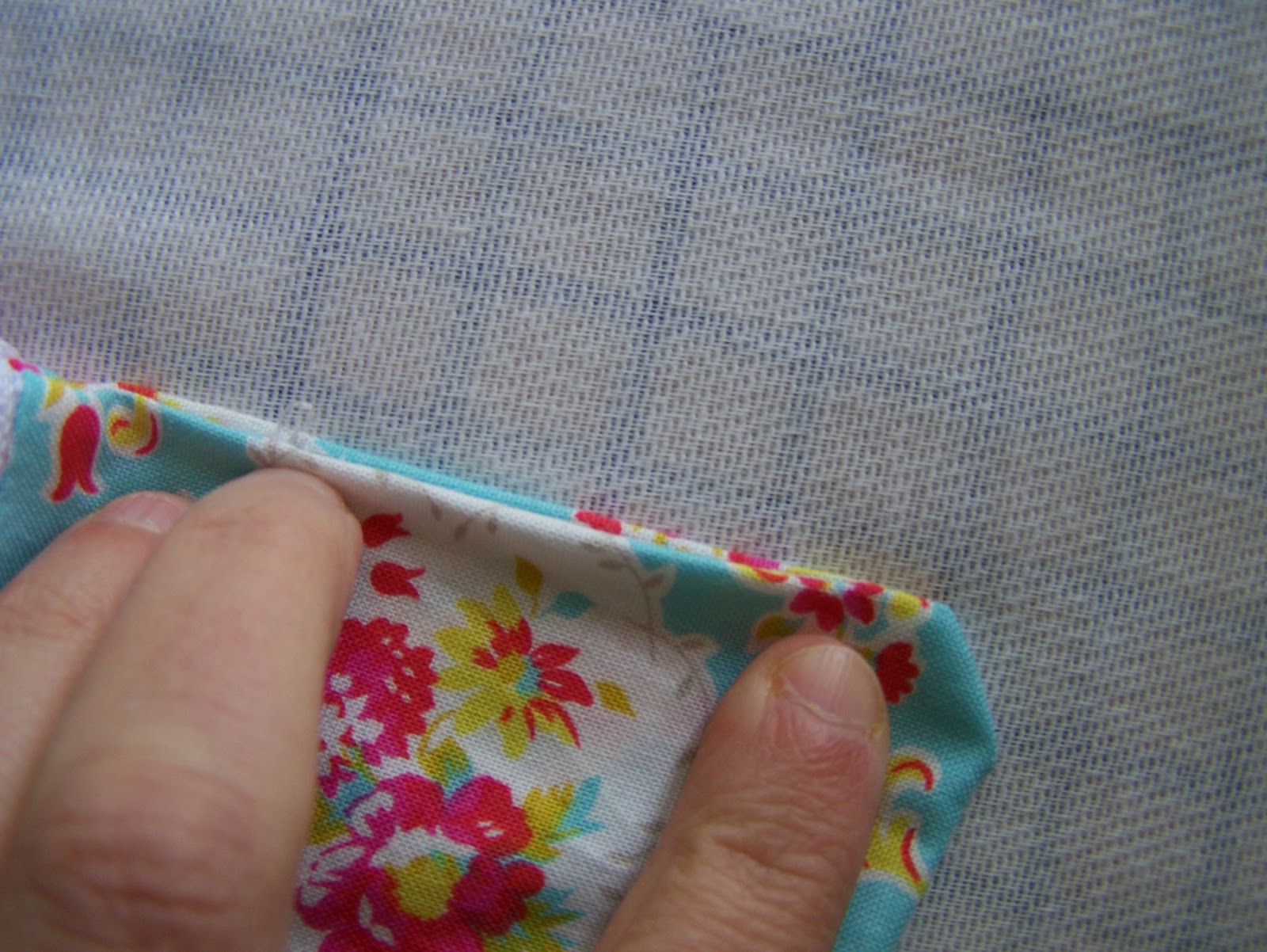 n' stitches designs Lined Purse with Zipper Tutorial