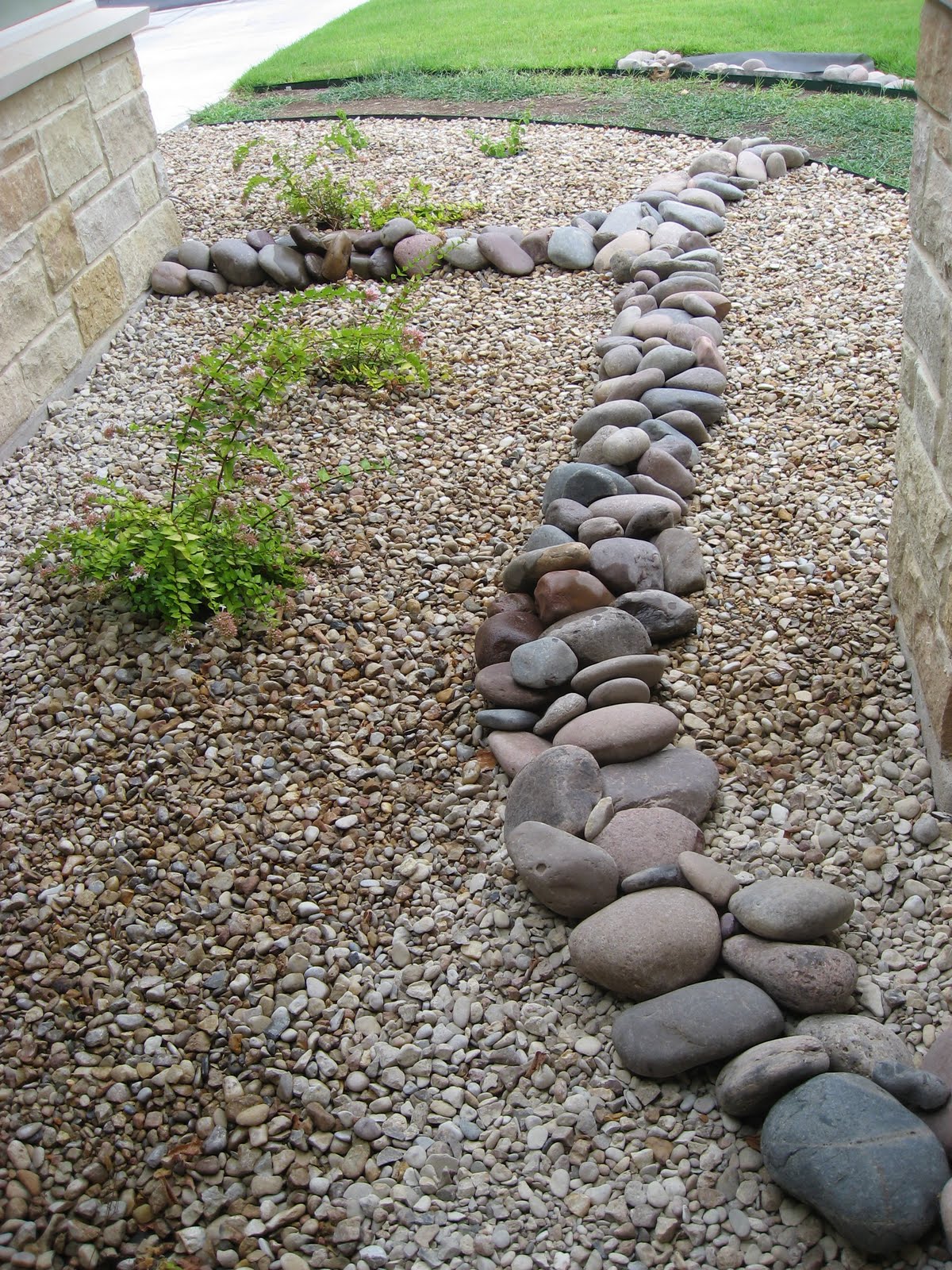 How Much Is A Ton Of Gravel >> Green House, Good Life: The Dry Creek Bed? Let's Call It Canyon Creek. How Much Is A Ton Of Gravel >> Green House, Good Life: The Dry Creek Bed? Let's Call It Canyon Creek.