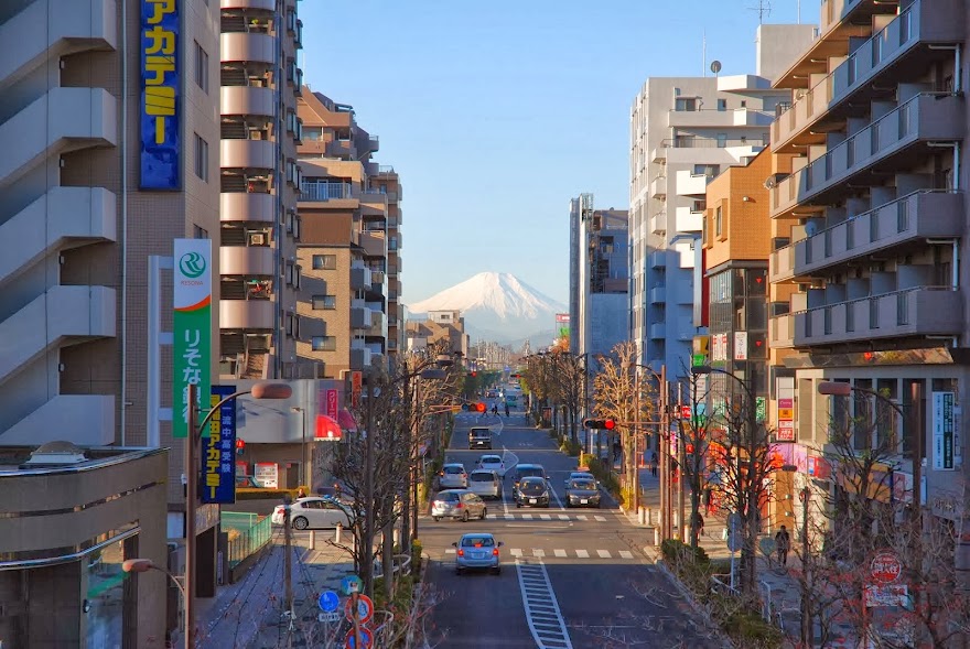 東久留米駅・富士テラスから望む富士山
