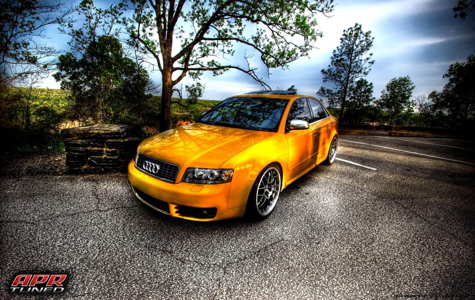 Audi R8 Yellow Audi R8 Yellow