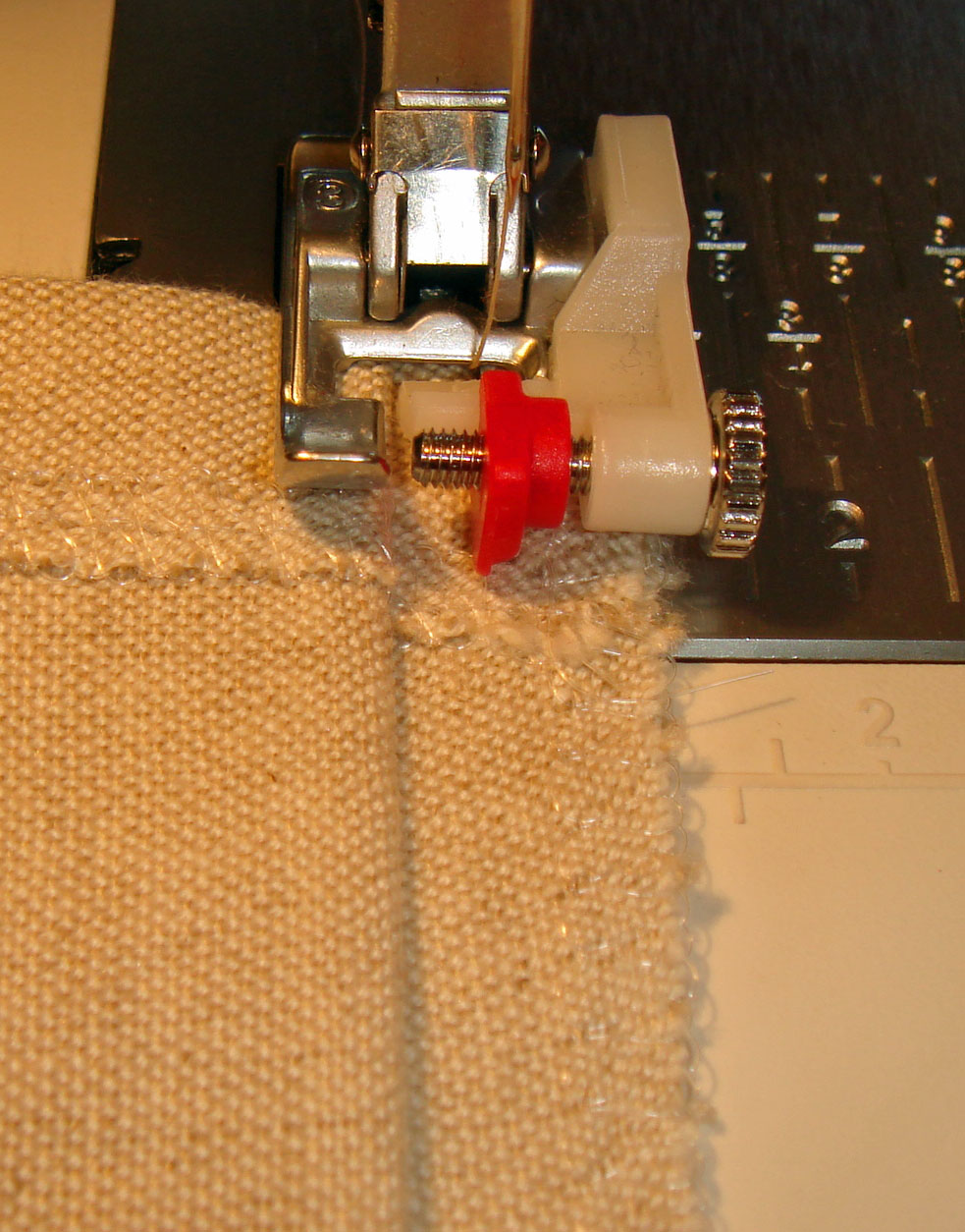 gunksdesigns How to use sewing machine attachments. Blind Hem foot.