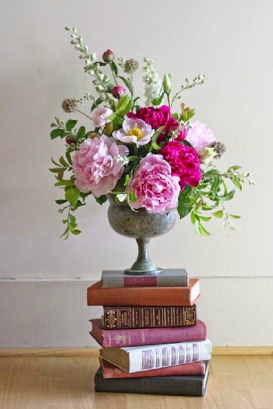 [Image: bieu-tau-lo-hoa-tuoi-dep-tu-vat-dung-cu-3.jpg]