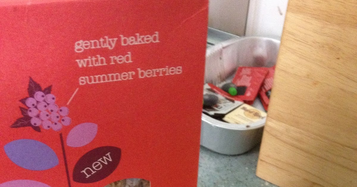 FOODSTUFF FINDS Strawberry & Redcurrant Dorset Cereals Granola (Asda