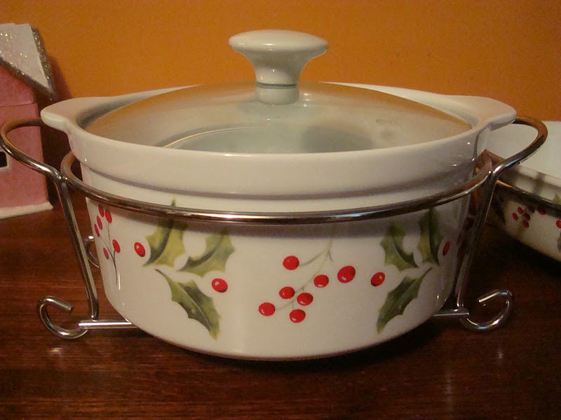 tin and sparkle Rednesday Christmas Serving Dishes