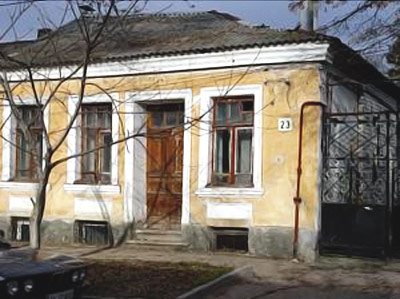Дом в Симферополе, в котором жил Олег Савватеев