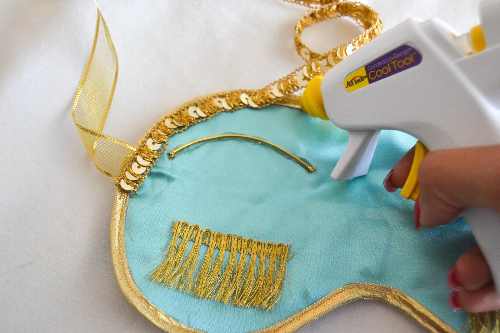 Xo, Melissa Victoria DIY Breakfast At Tiffany's Sleep Mask