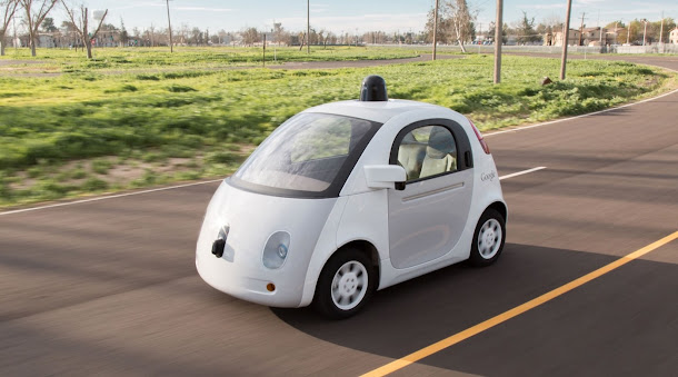 Google無人車行之有年,長期在世界各地為了完善Google Map街景,於大街小巷中拍照。 Google無人車行之有年,長期在世界各地為了完善Google Map街景,於大街小巷中拍照。