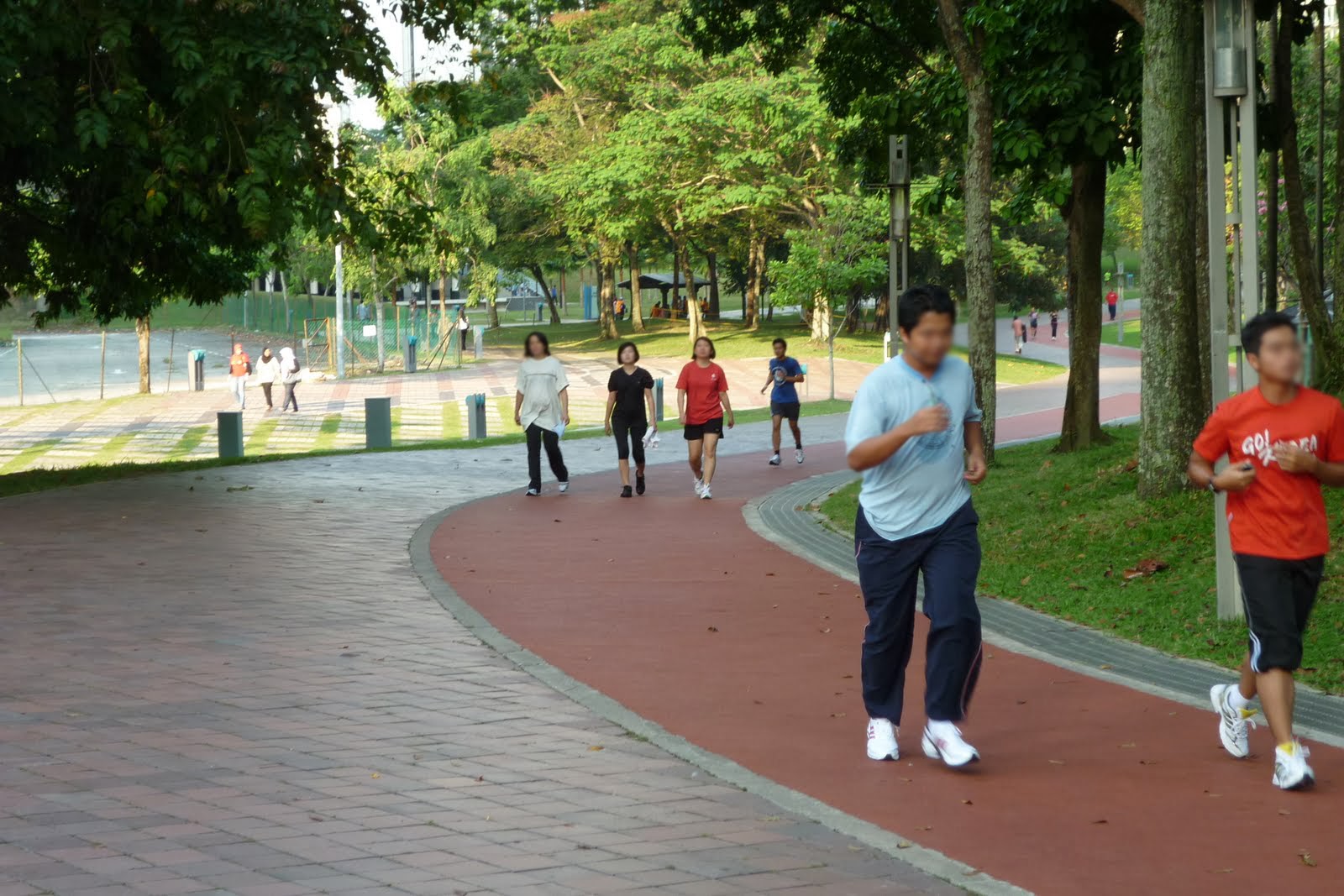 Digital iVision Labs Tech Fiction Why do we run anticlockwise in a