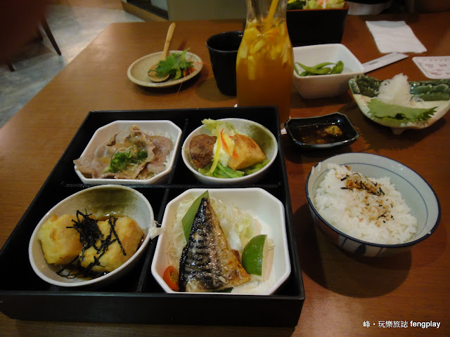 台中元定食日式料理餐廳