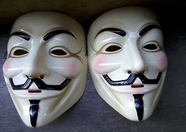 Strategi Pemasaran Harga Topeng Anonymous Secara Online Strategi Pemasaran Harga Topeng Anonymous Secara Online
