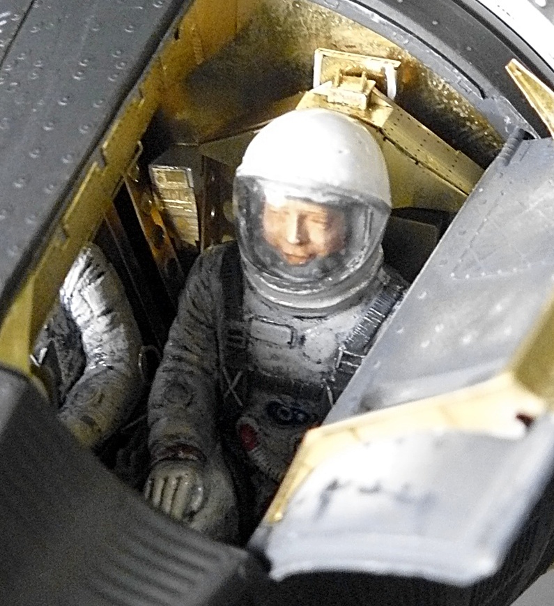 Scale Model News HYPERDETAIL GEMINI SPACE CAPSULE PHOTO