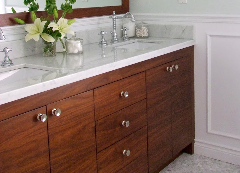 The matt finish of the freestanding tub was one of my favorite things title=