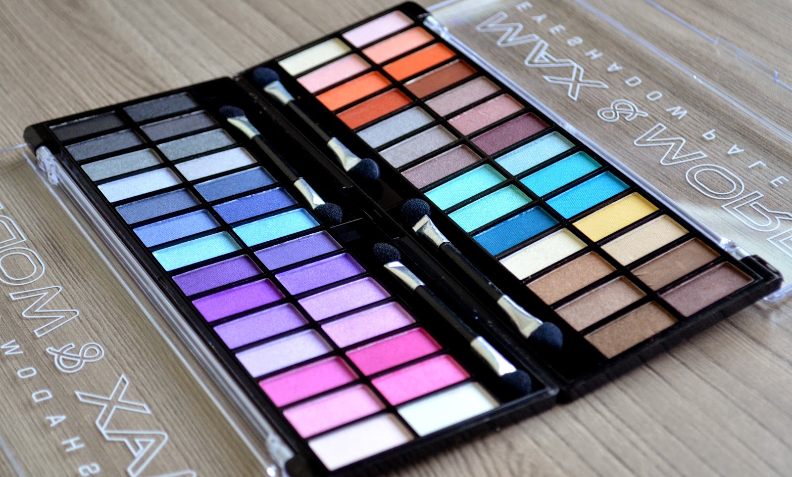 CadeauTip Max & More 28 Eyeshadow Palette (ACTION) sillysilsil