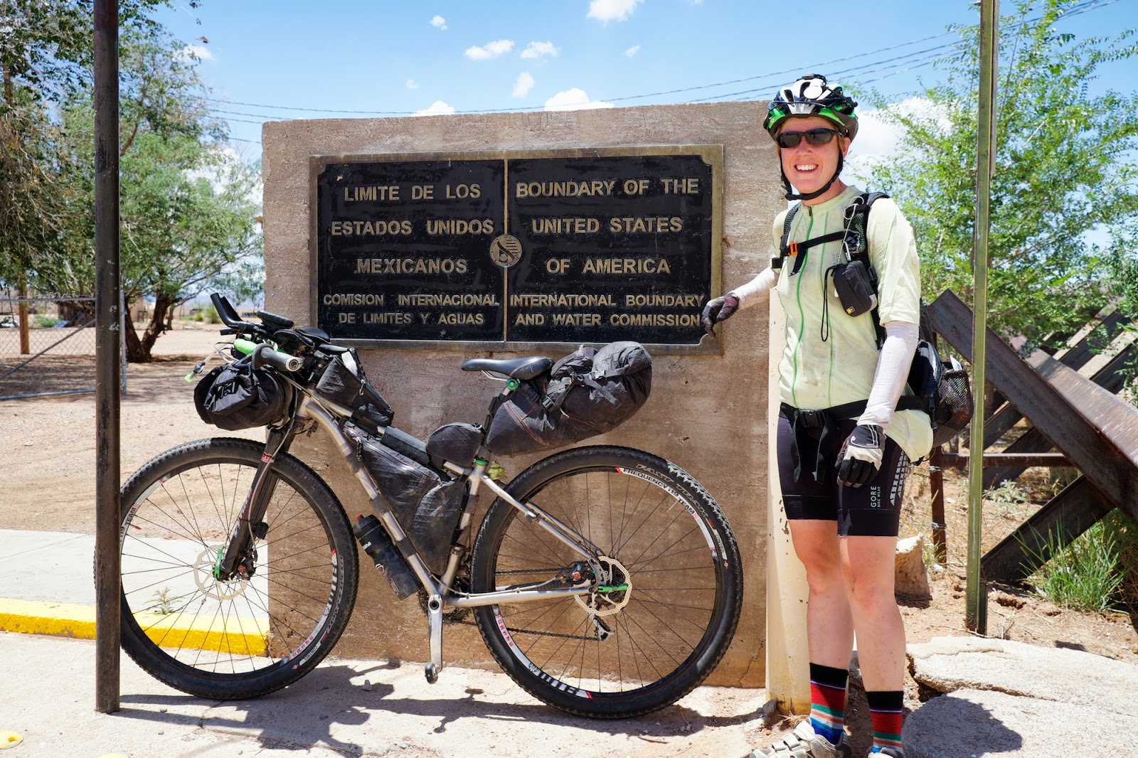 salsa fargo jones bar