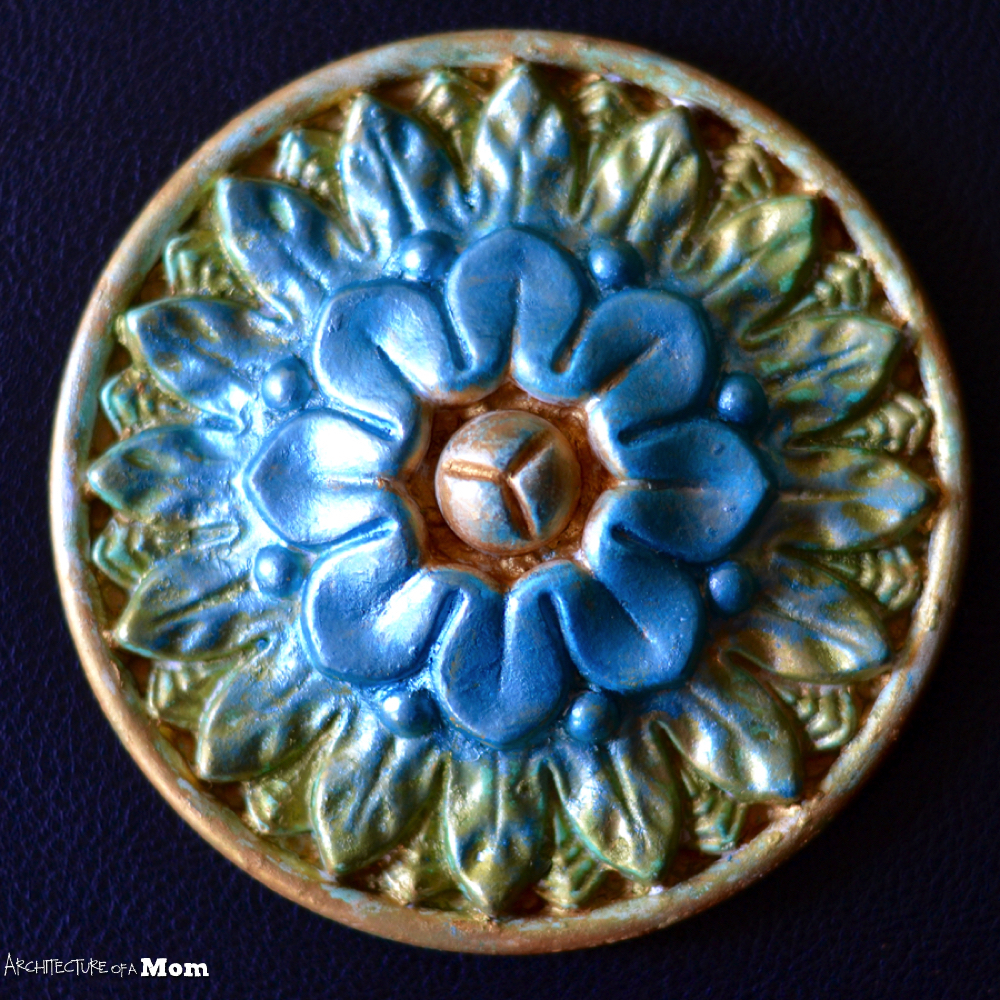 Architecture of a Mom Faux Metal Medallion Easy Decor Idea!