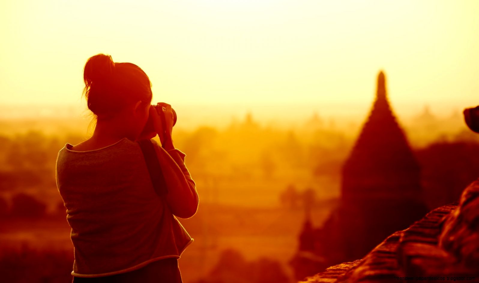 girl camera photography sunset glow temple background wallpaper girl camera photography sunset glow temple background wallpaper