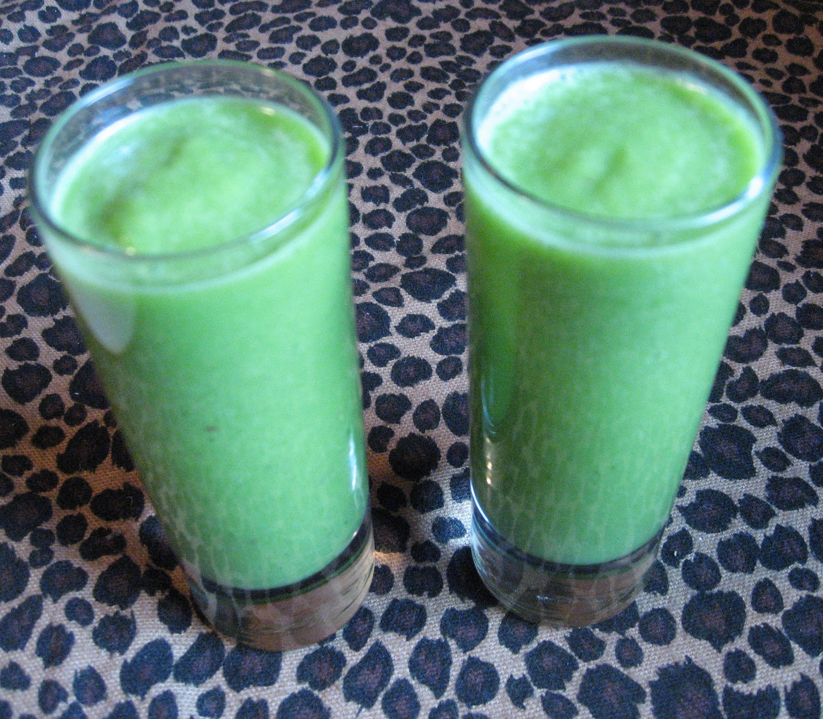 The Green Smoothie How To...