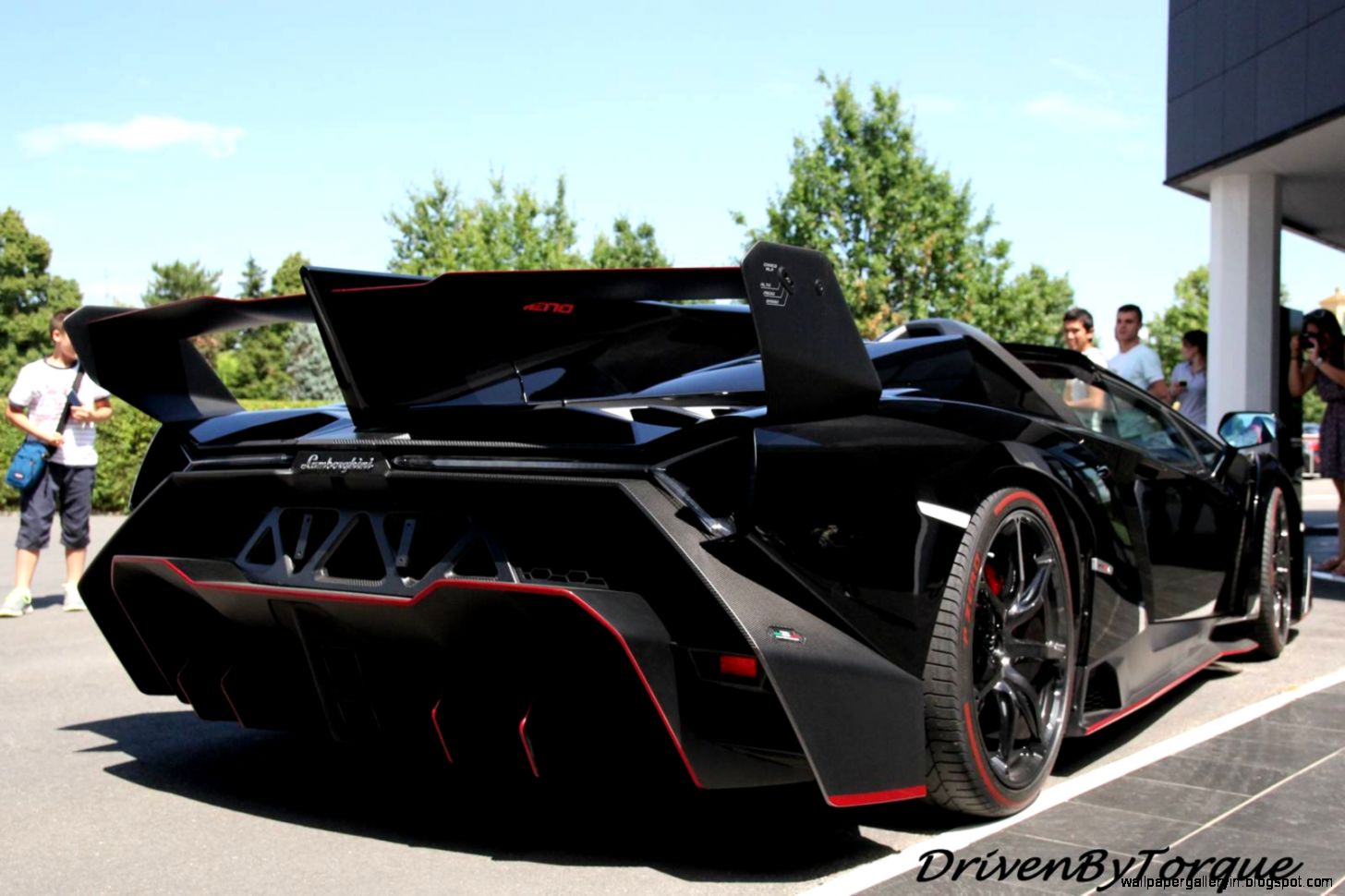 Lamborghini Veneno Black And Red Cars Review specs Lamborghini Veneno Black And Red Cars Review specs