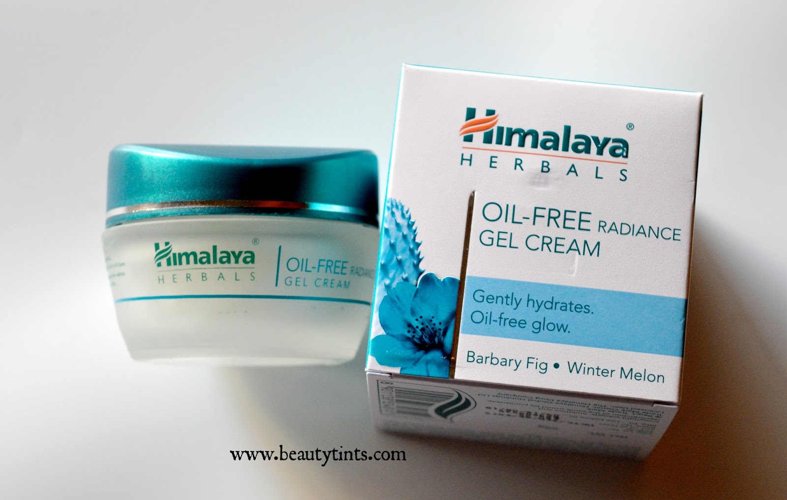 Sriz Beauty Blog Himalaya Herbals Oil Free Radiance Gel Cream Review!!!