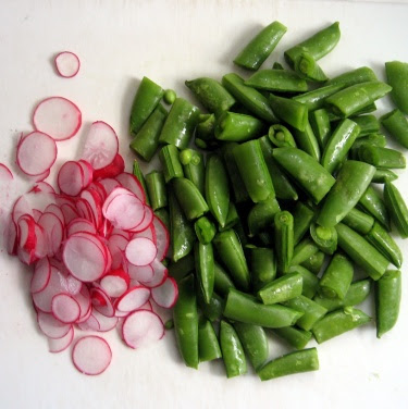 sugar snap pea and radish salad