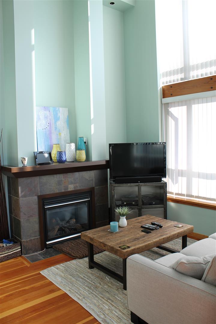 colour chats with Kirsten Courtland freshly painted walls & all it's