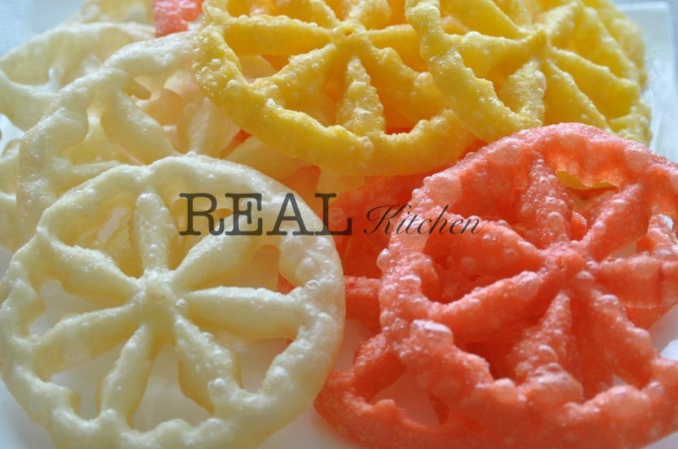 REALKitchen24 Kembang Goyang Keju (eigen recept) REALKitchen24 Kembang Goyang Keju (eigen recept)