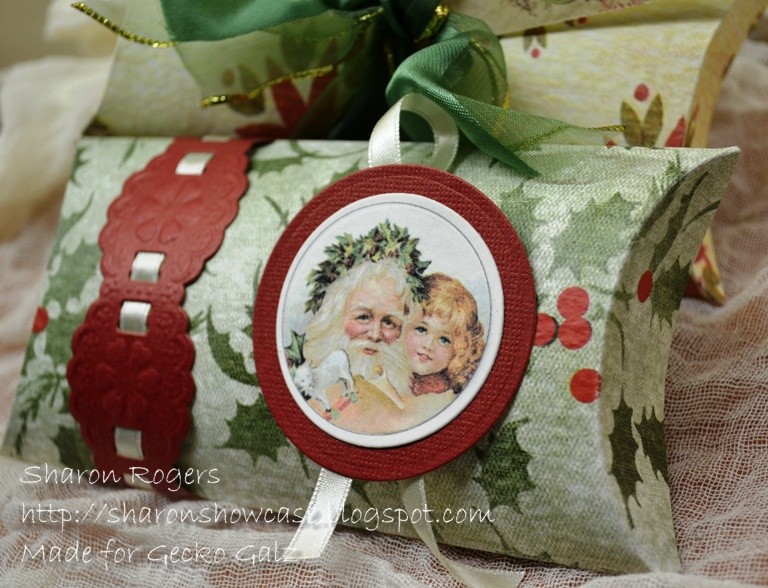 Sharon's Showcase Xmas Pillow Boxes