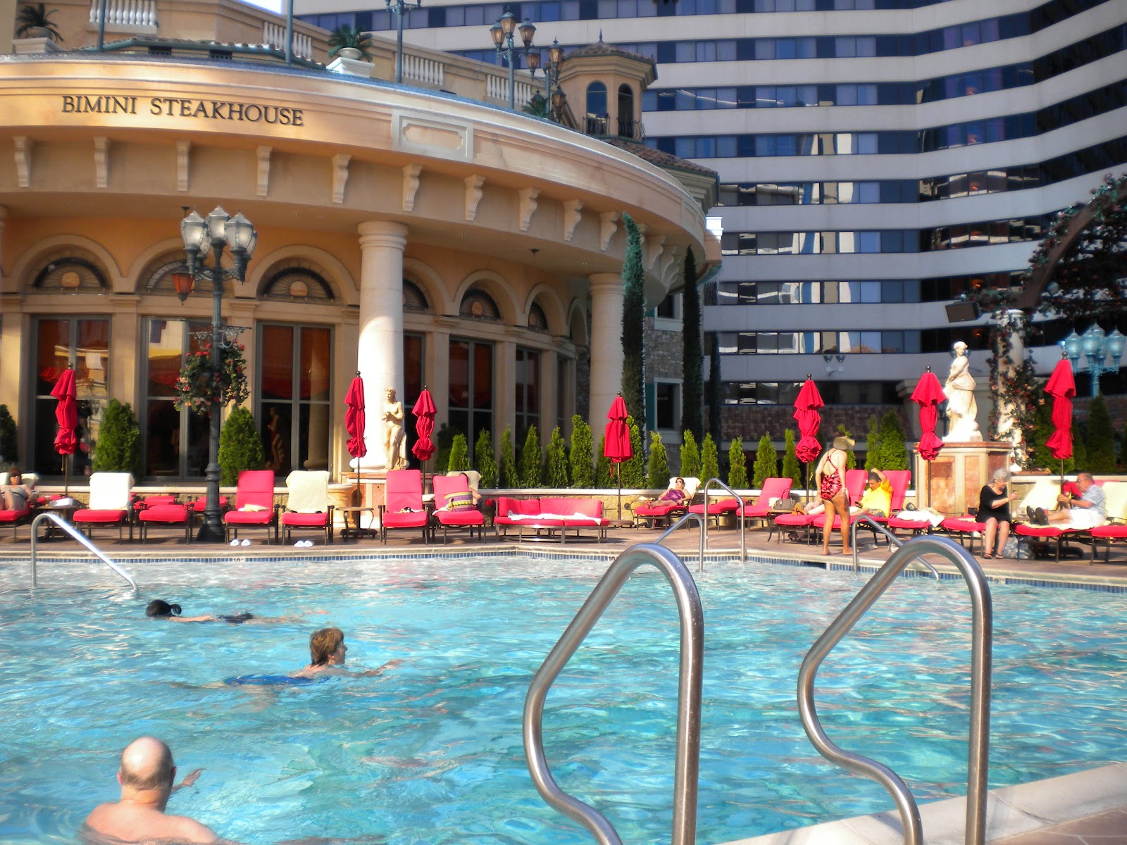 Shabby Brocante Escape to the Peppermill, Reno Nevada