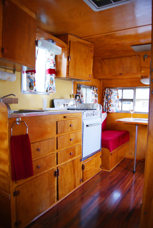 Vintage Trailer Restoration 1956 Dalton Canned Ham Restoration