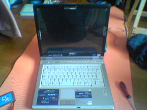 QOSMIO E10