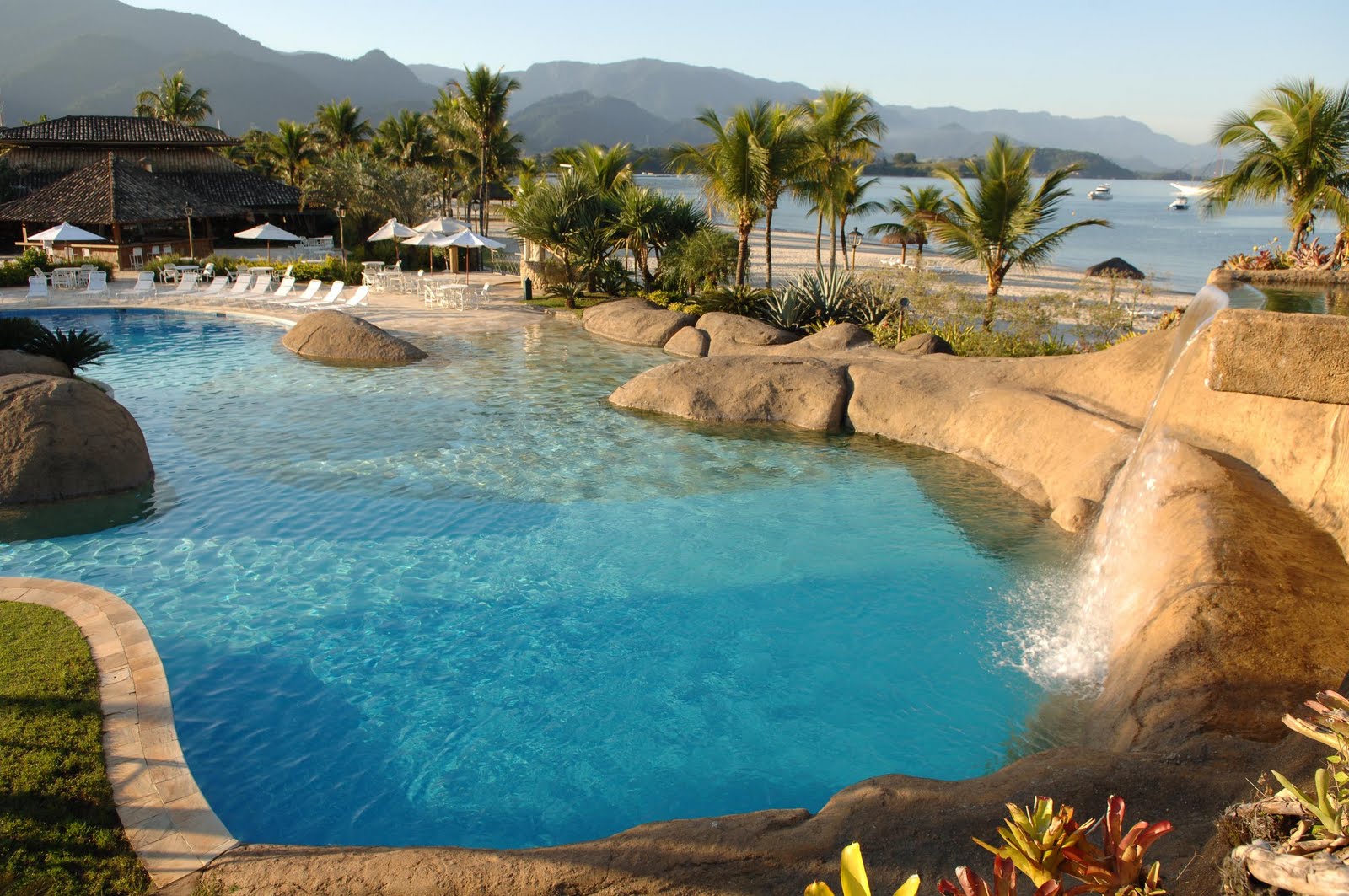 Turismo por Cristina Lira : HOTEL DO FRADE, EM ANGRA DOS REIS, ANTECIPA